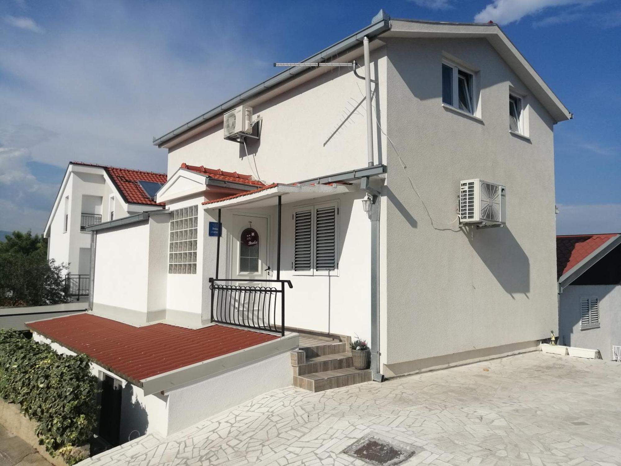 Apartments Paola Trogir Szoba fotó