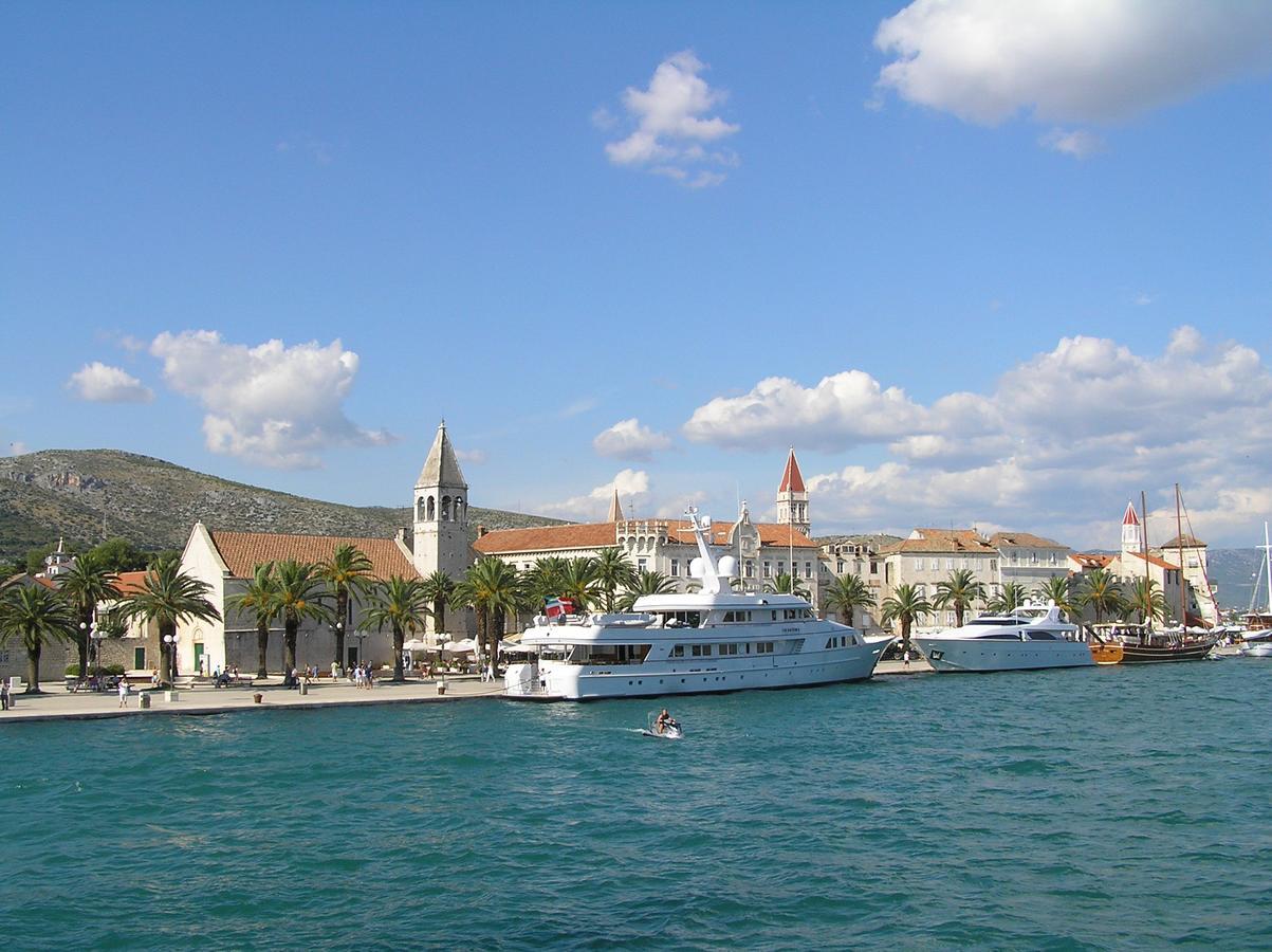Apartments Paola Trogir Kültér fotó